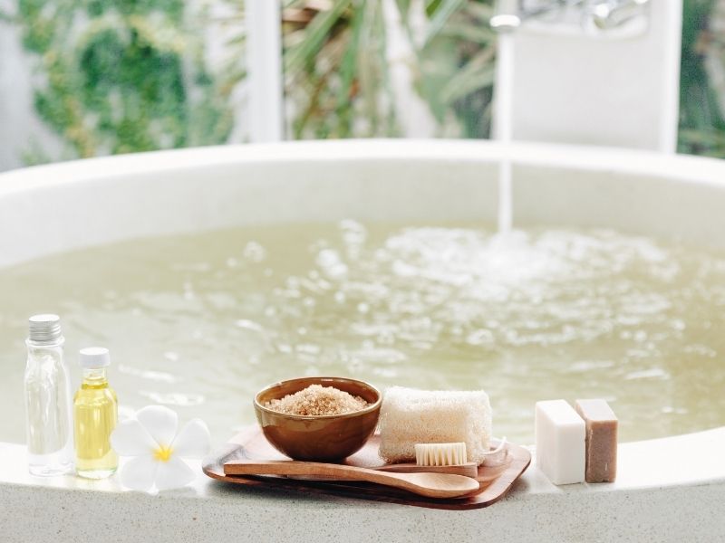 A serene single massage therapy room